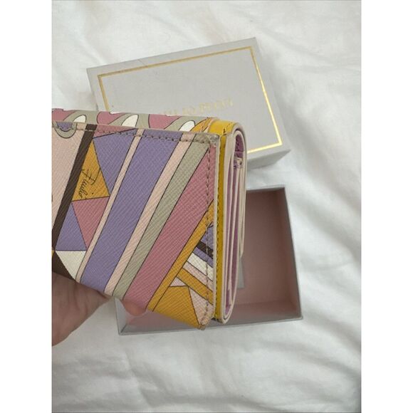 Emilio Pucci Tri Fold Pouch Wallet W/box - Picture 7 of 16